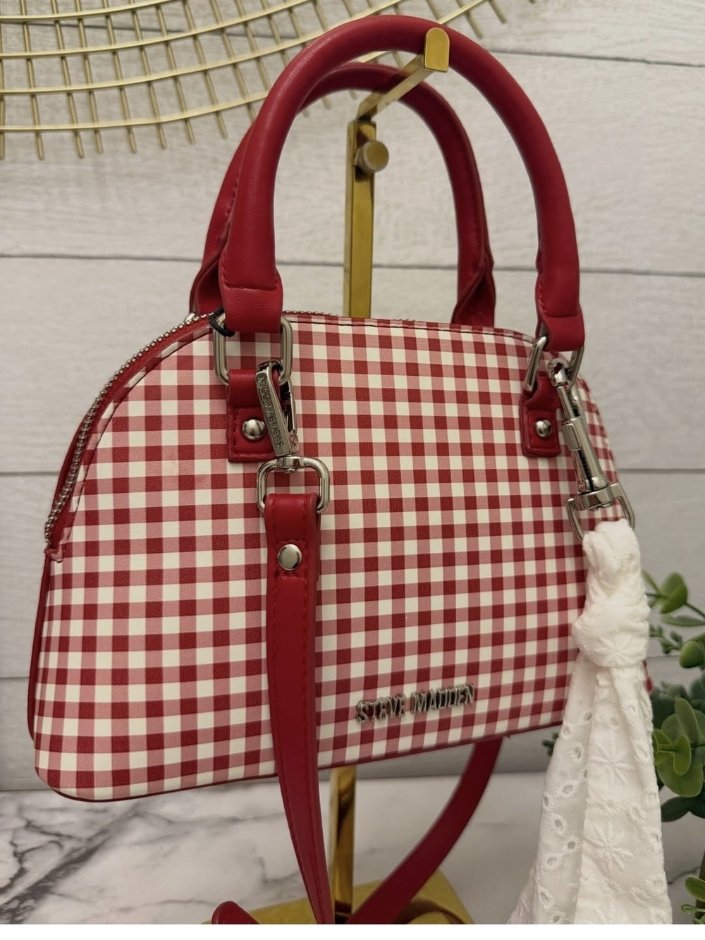 Steve Madden Red Gingham Crossbody Handbag - Picture 3 of 4